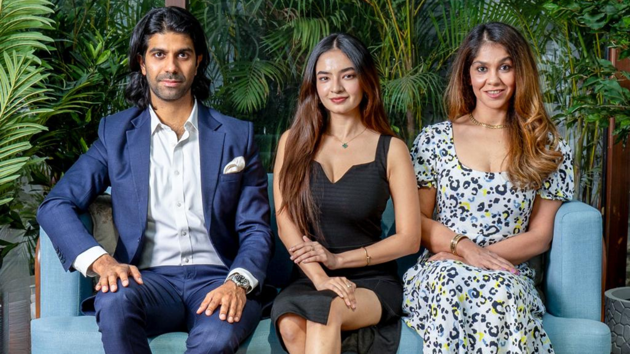 Anushka Sen with NowYouKnow founders Krishna Shivdasani and Pia Shivdasani during the announcement of her association as brand ambassador for the social-led travel and food app.